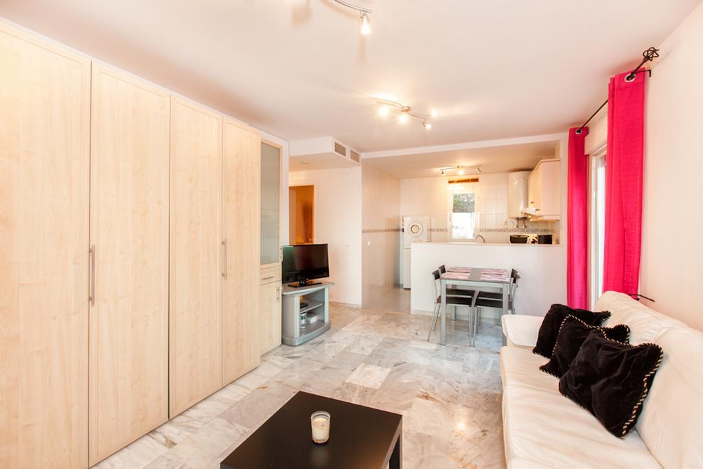 2035-Lovely 1 Bedrooms Sea View Apartment マニルバ エクステリア 写真